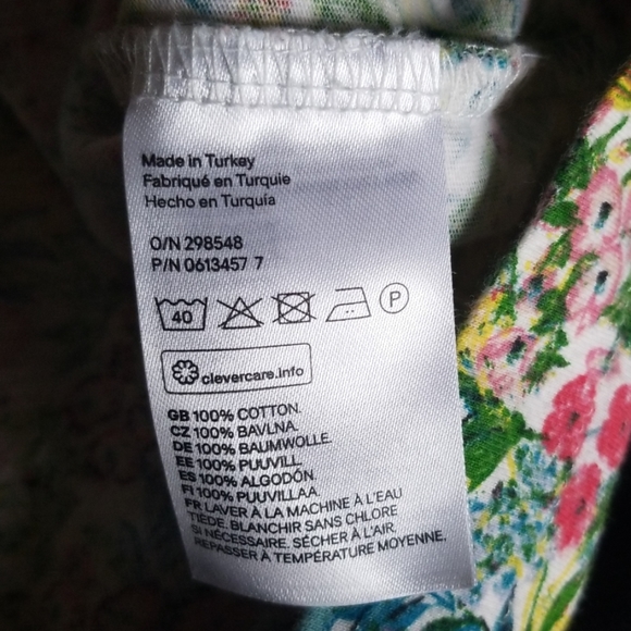 H&M Floral Top w/Spaghetti Straps & Cold Shoulder - Picture 4 of 4